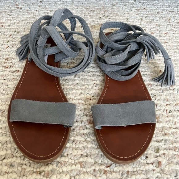 Steve Madden KAARA FLAT SANDAL - Picture 2 of 7